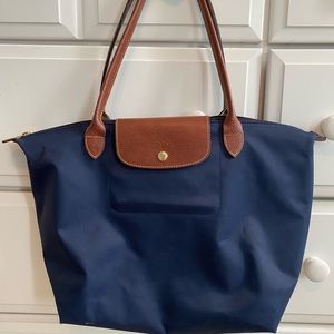 Large lepilage longchamp tote bag